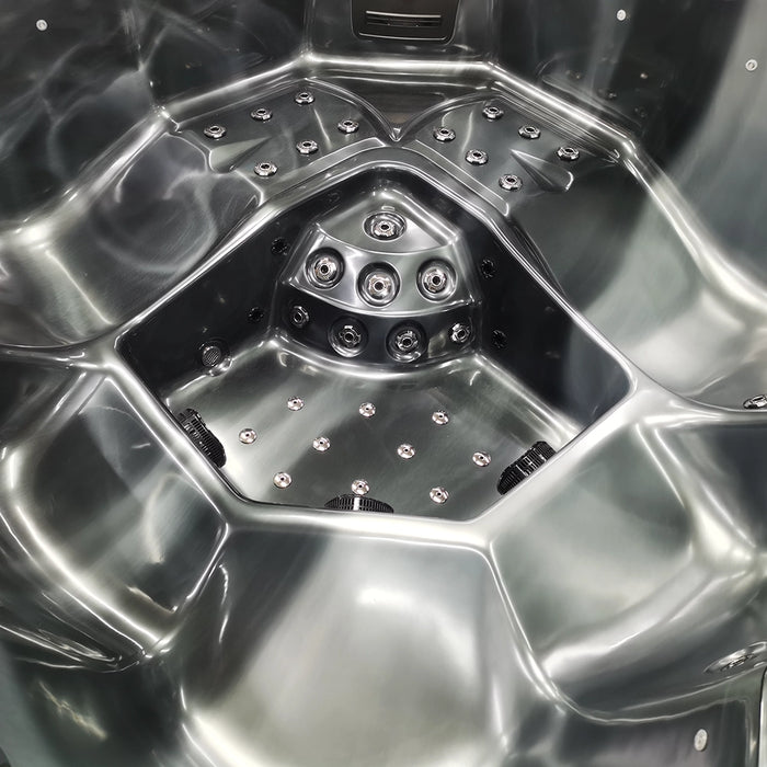 Outdoor 5-Seater Hot Tub – Midnight Opal Finish, 72 Jets, 3 kW Heater, Energy-Efficient LEDs & Audio