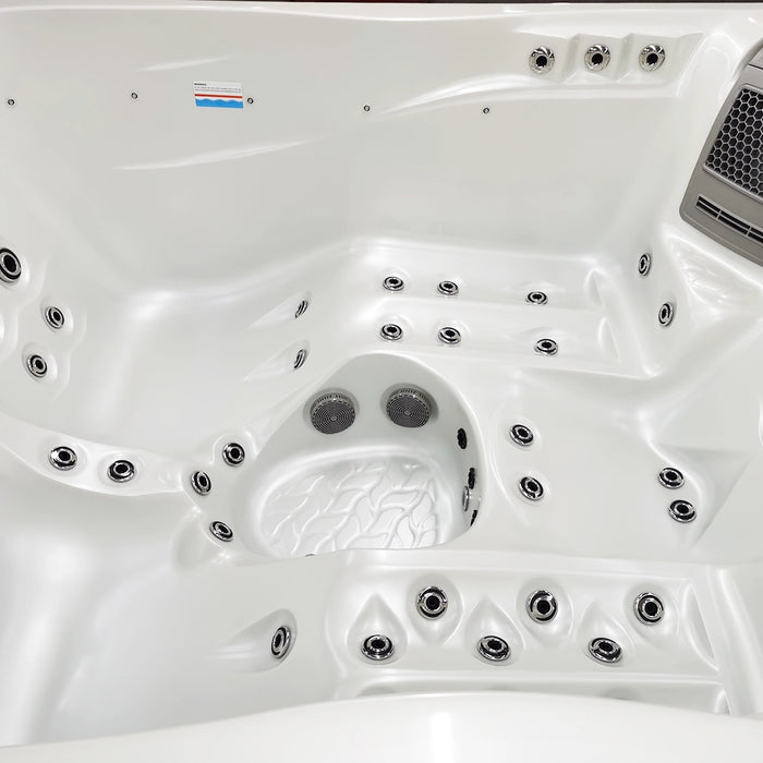Outdoor 5-Seater Compact Hot Tub – 3 Recliners, 62 Jets & Bluetooth Audio
