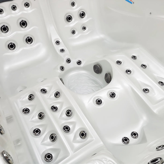 Outdoor 5-Seater Compact Hot Tub – 3 Recliners, 62 Jets & Bluetooth Audio