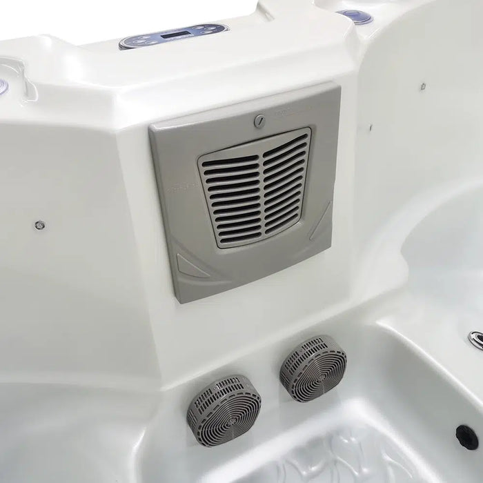 Outdoor 3–4-Seater Outdoor Hot Tub – 44 Jets, 3 kW Heater, Ozone, LEDs & Bluetooth