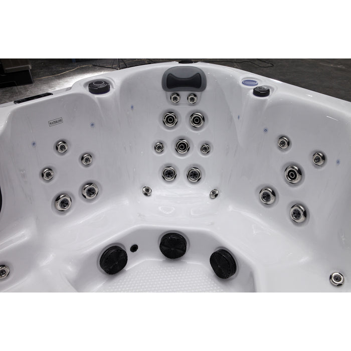 The Aurea – 6-Person Hot Tub